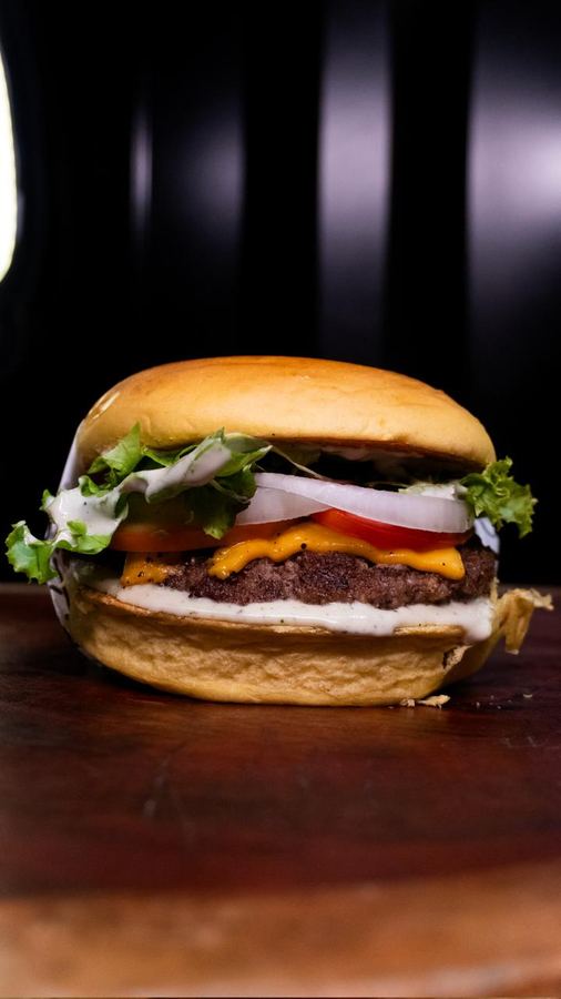 Hambúrguer Clássico